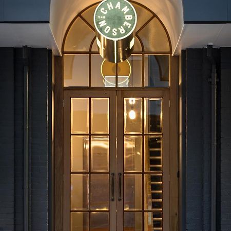 The Chamberson Hotell Dunedin Eksteriør bilde Entrance to the museum