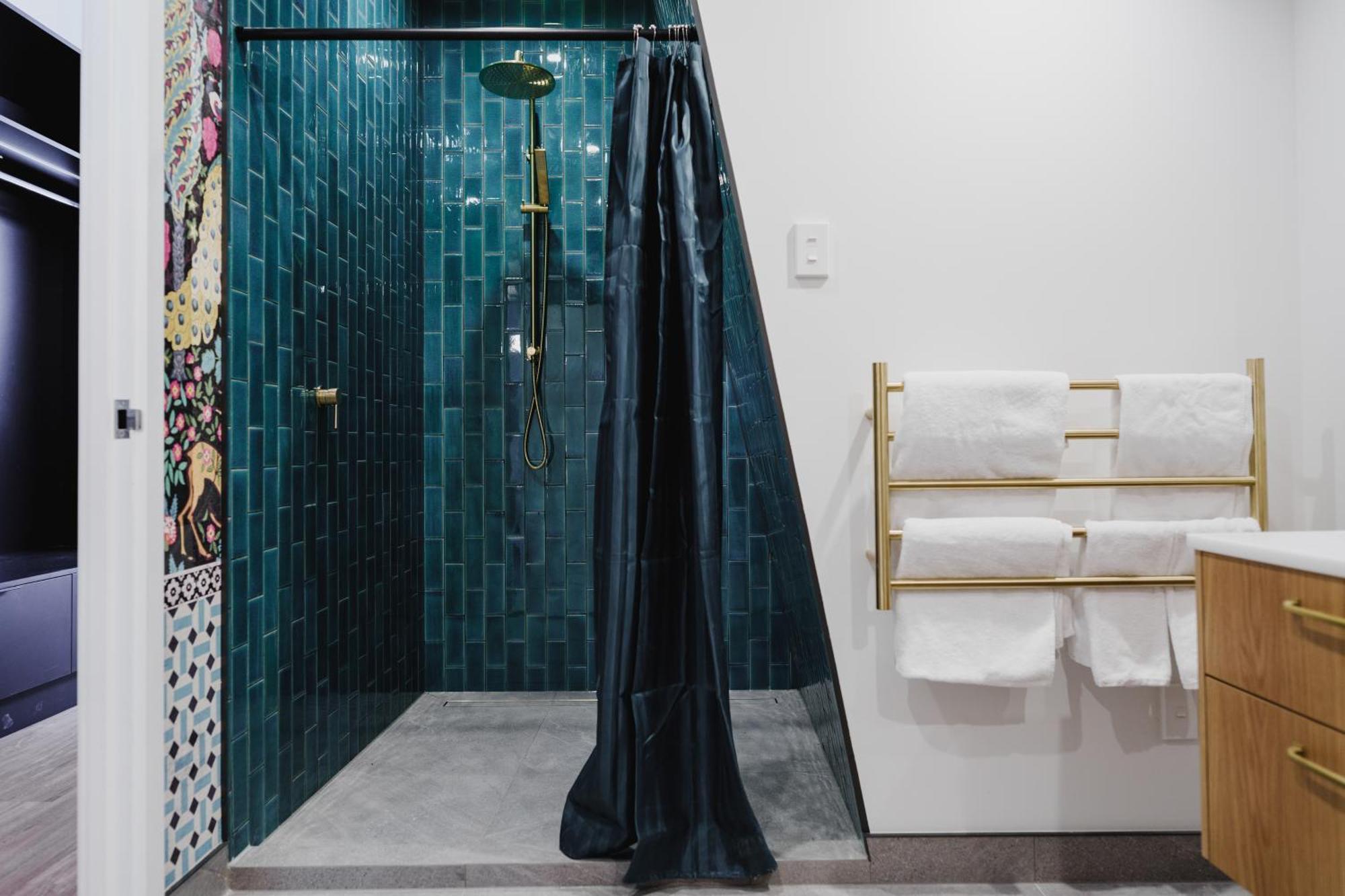 The Chamberson Hotell Dunedin Eksteriør bilde A shower curtain